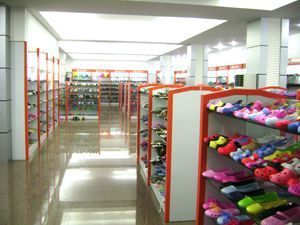 其它未分類_揭陽(yáng)市蒙尼克鞋業(yè)